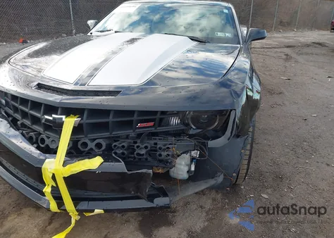 2010 Chevrolet Camaro 2Ss из США, поврежденный, VIN 2G1FT1EW2A9215996